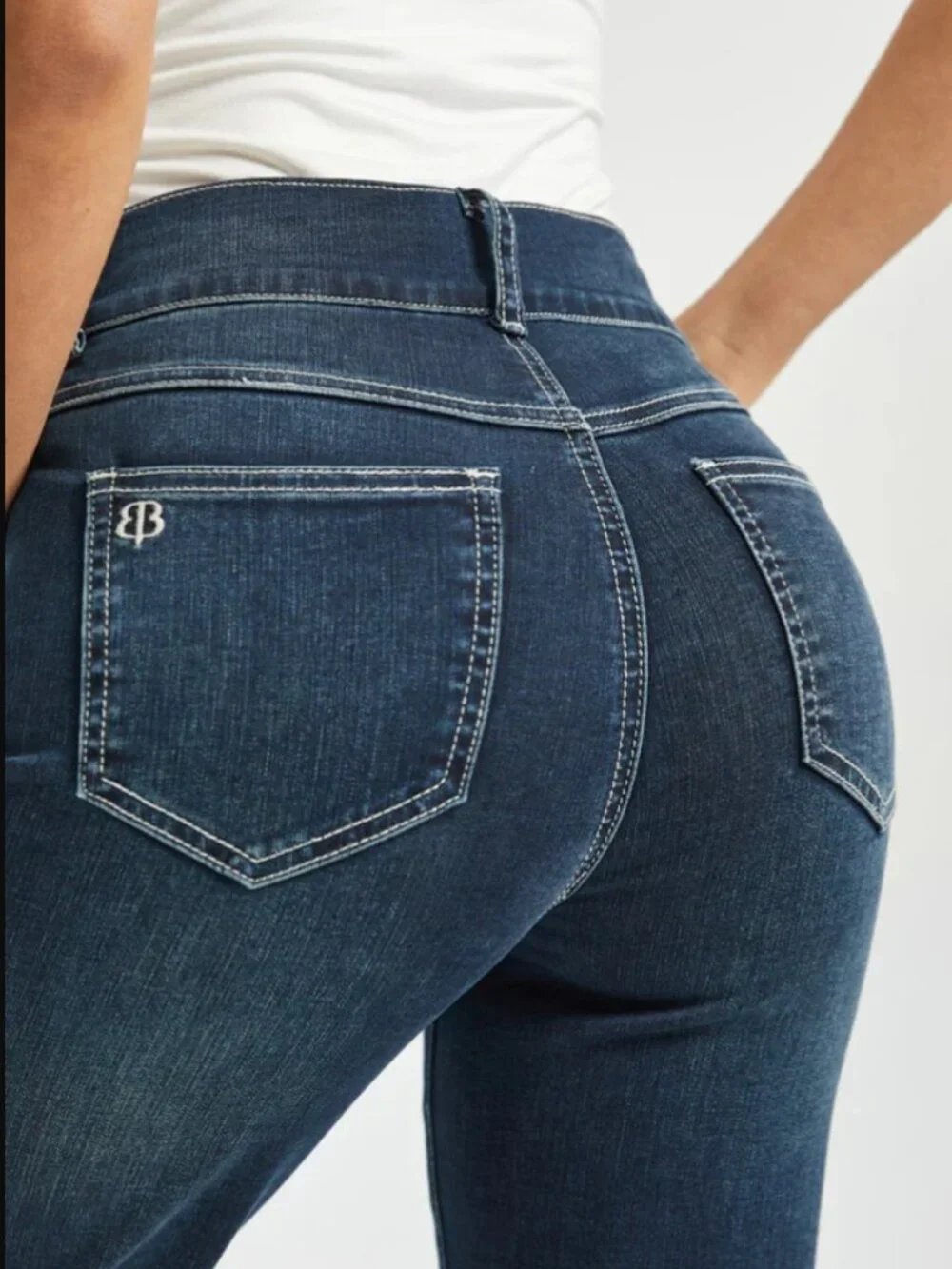 New Betabrand Medium Wash Straight 4 Pocket Yoga Denim Jeans Large Petite
